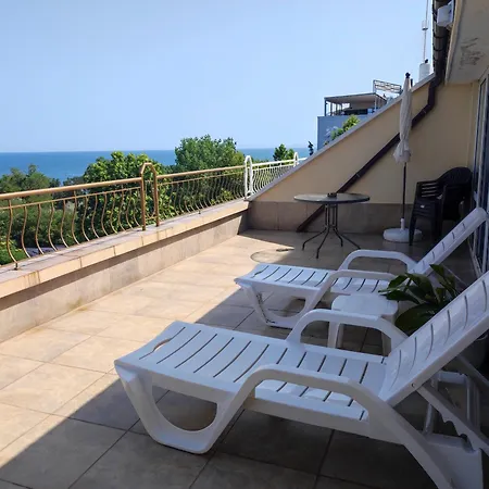 Apartment с уникална панорама Nesebar